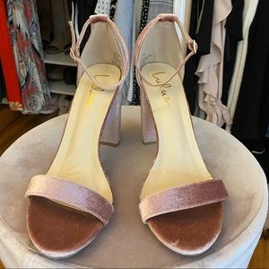 Lulu’s Ankle Strap Heels - Mauve Suede